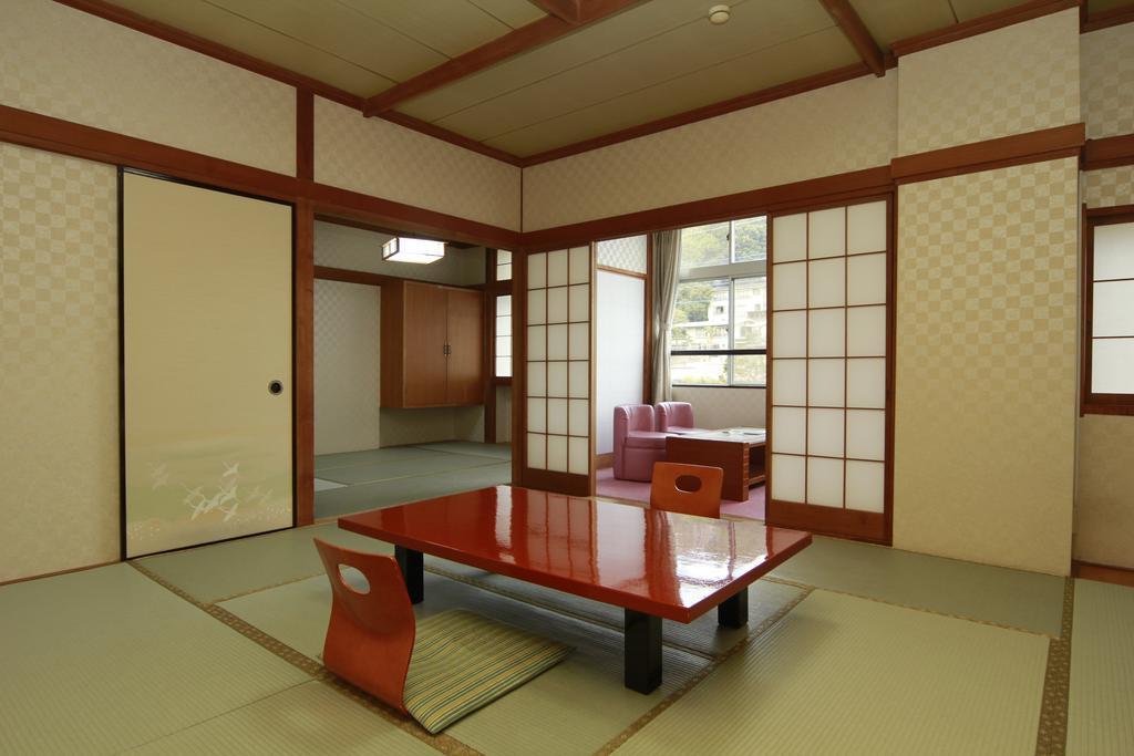 Izunagaoka Onsen Azumaya Izunokuni Exterior photo